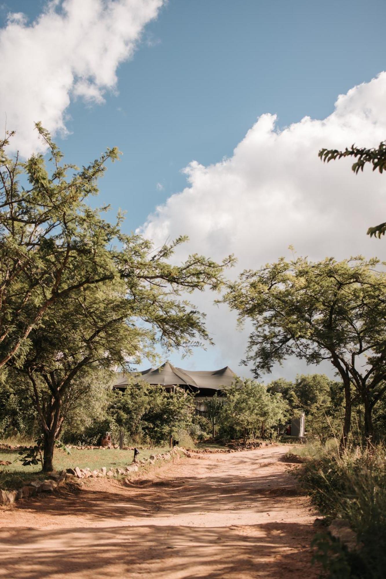 Ndhula Luxury Tented Lodge White River Exteriér fotografie