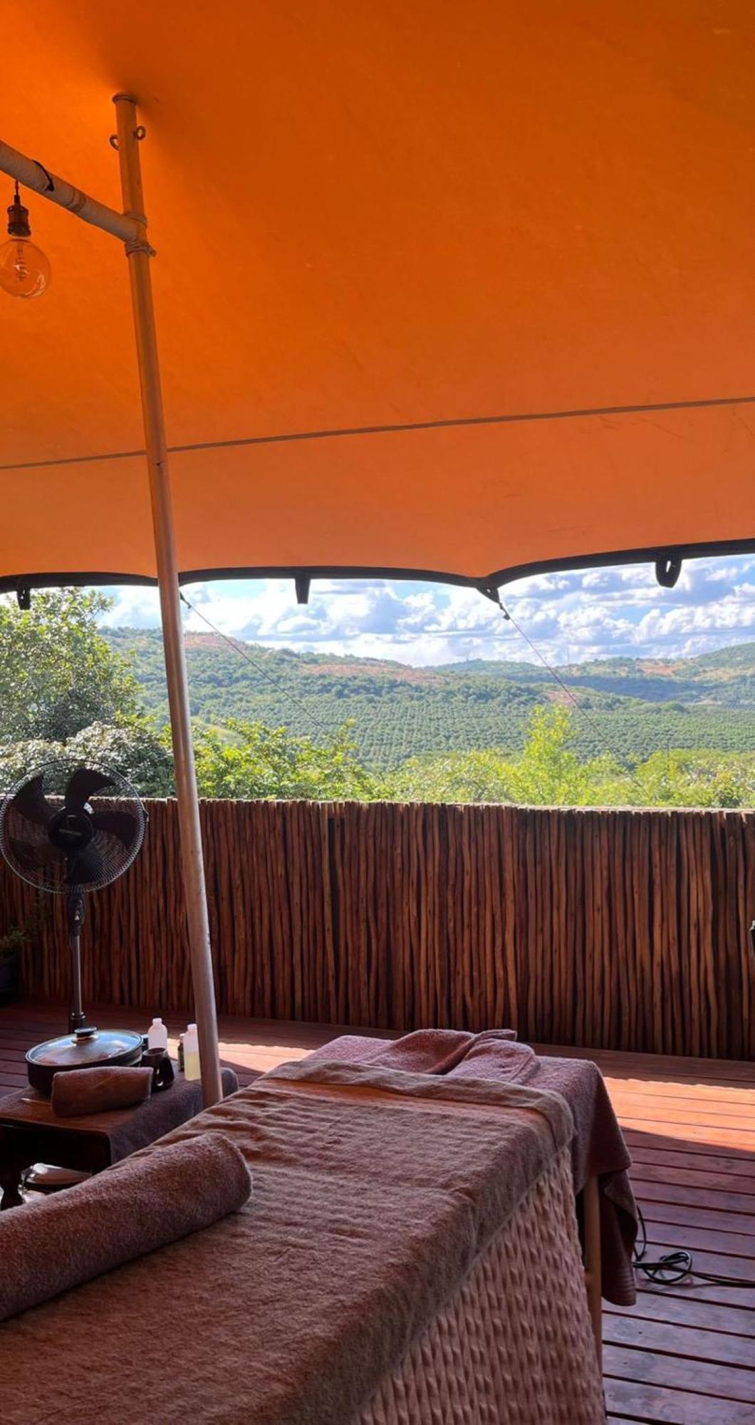 Ndhula Luxury Tented Lodge White River Exteriér fotografie