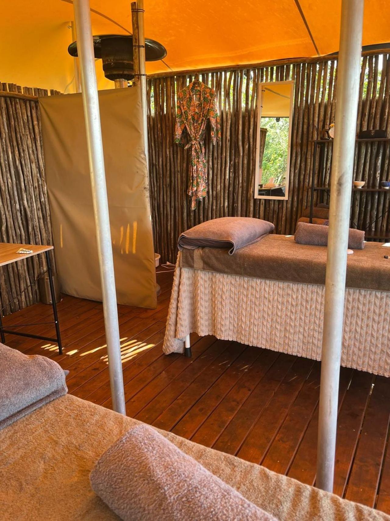Ndhula Luxury Tented Lodge White River Exteriér fotografie