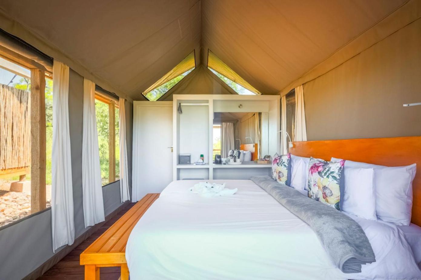 Ndhula Luxury Tented Lodge White River Exteriér fotografie